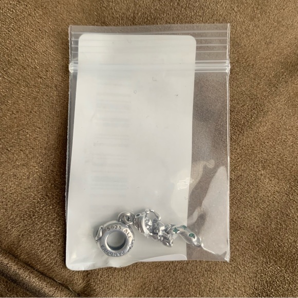 NWOT Disney Aladdin Princess Jasmine Dangle Charm Sterling Silver 925 - Picture 2 of 12